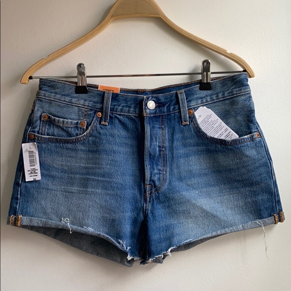NWT Levi's 501 High Rise Denim Short - Picture 1 of 7